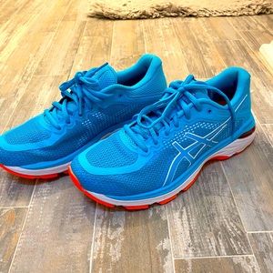 Women’s ASICS Pursue 4 running shoe size 7.5